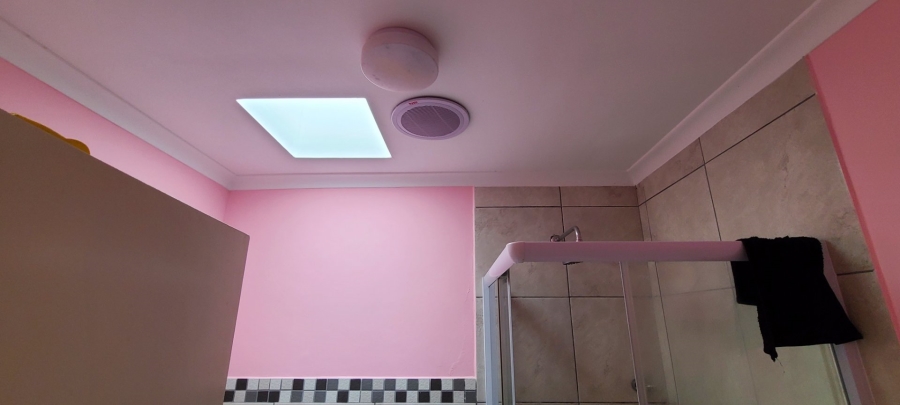 2 Bedroom Property for Sale in Stratford Green Western Cape